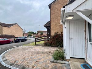 Photo 27- click for photo gallery